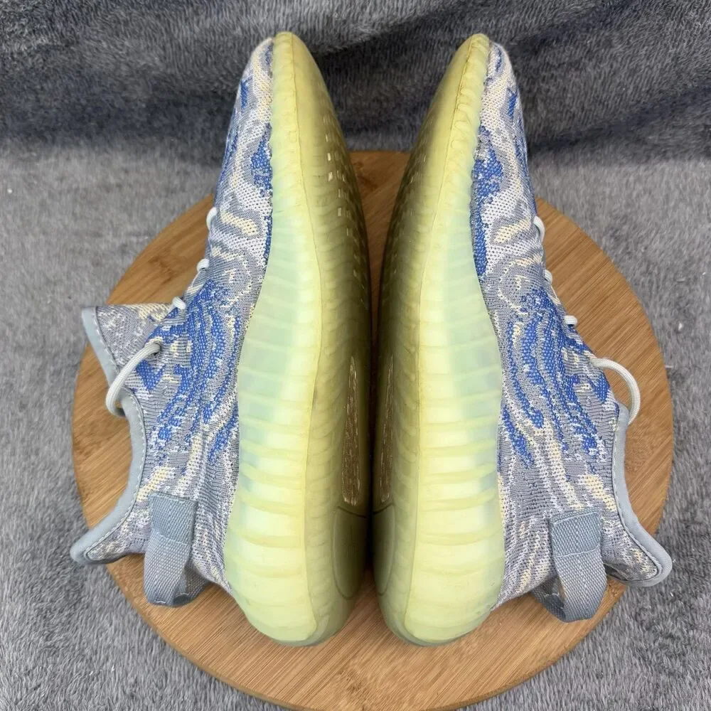 Adidas Yeezy Boost 350 V2 Shoes Mens Size 11 Multicolor Knit Sneakers GY3757